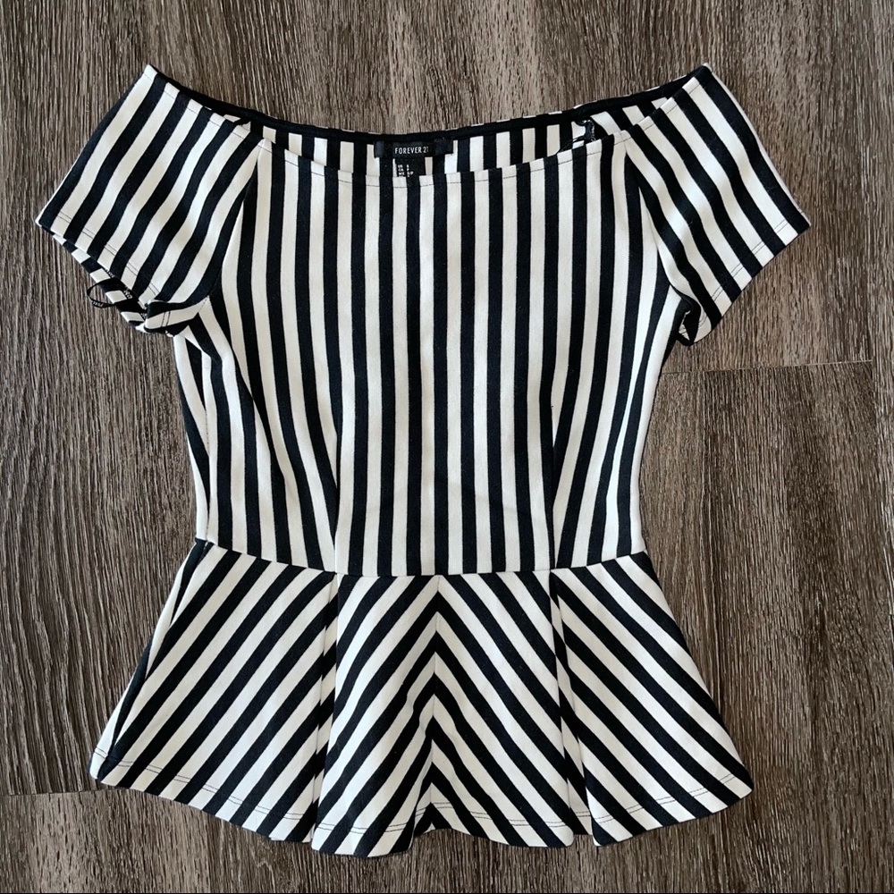 FOREVER 21 BLACK AND WHITE STRIPE PEPLUM TOP